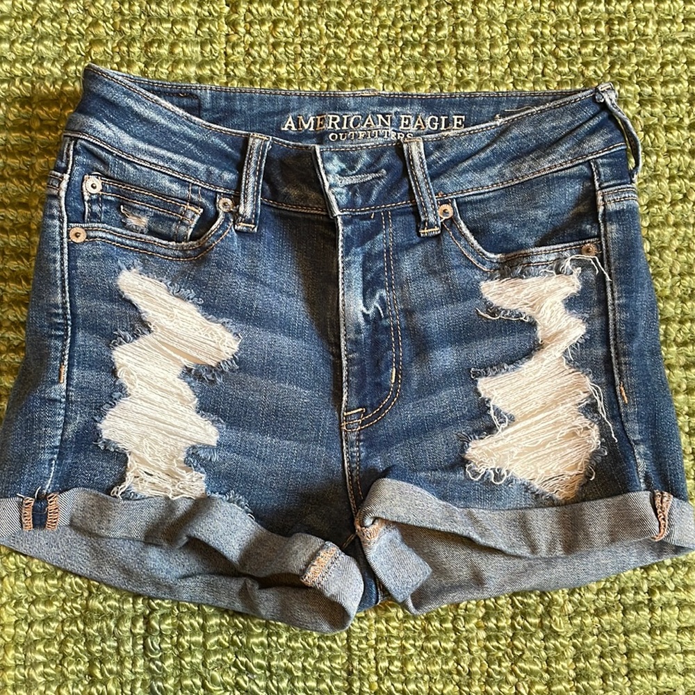 American eagle dark wash ripped jean shorts